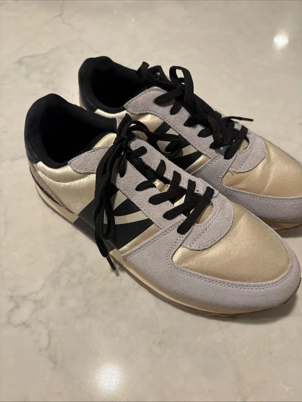TRETORN Women's Size 9 US Loyola | Beige & Silver Suede Leather Sneakers Shoes